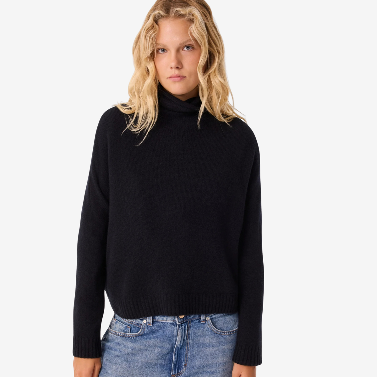 KUJTEN - W’ Tila Funnel Neck Sweater