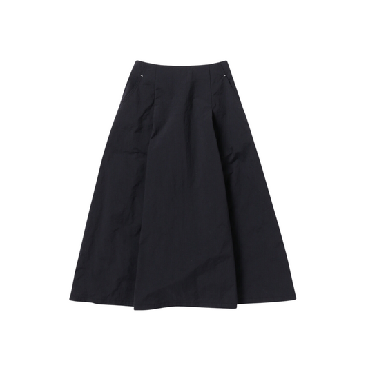 AND WANDER - W' Nylon Chino Tuck Skirt