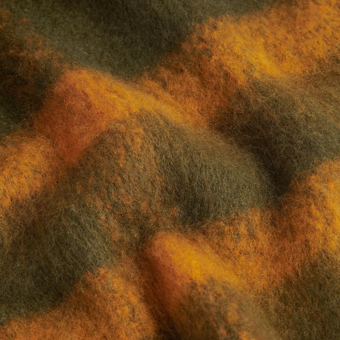 BARBOUR - W' Isla Tartan Boucle Scarf