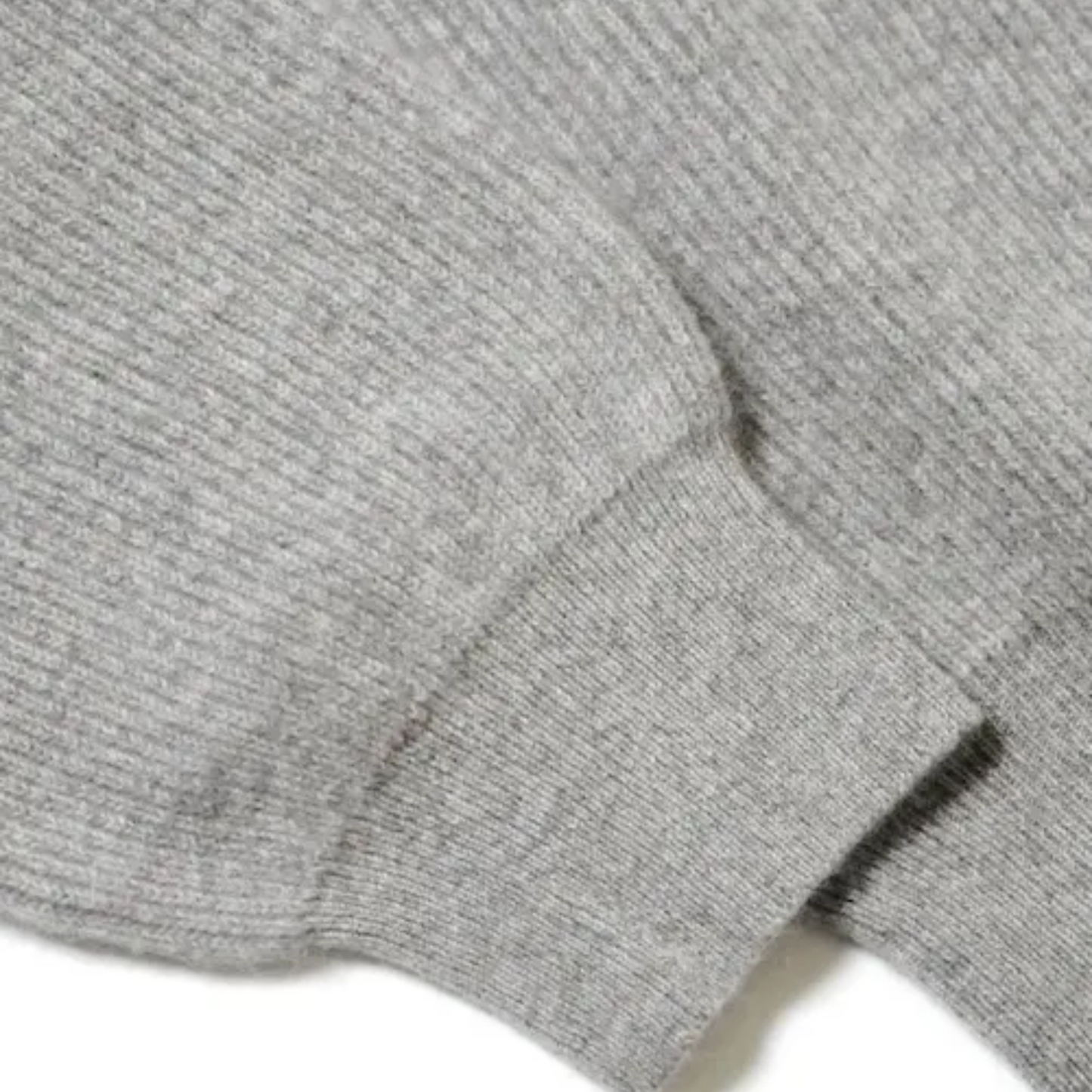 BATONER - Cashmere Fox Crew Neck