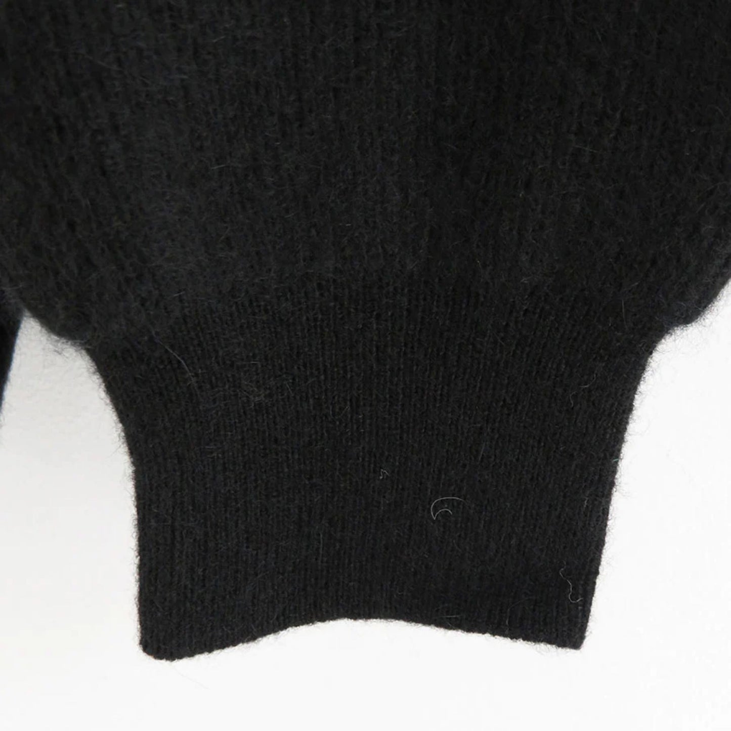 BATONER - Cashmere Fox Crew Neck