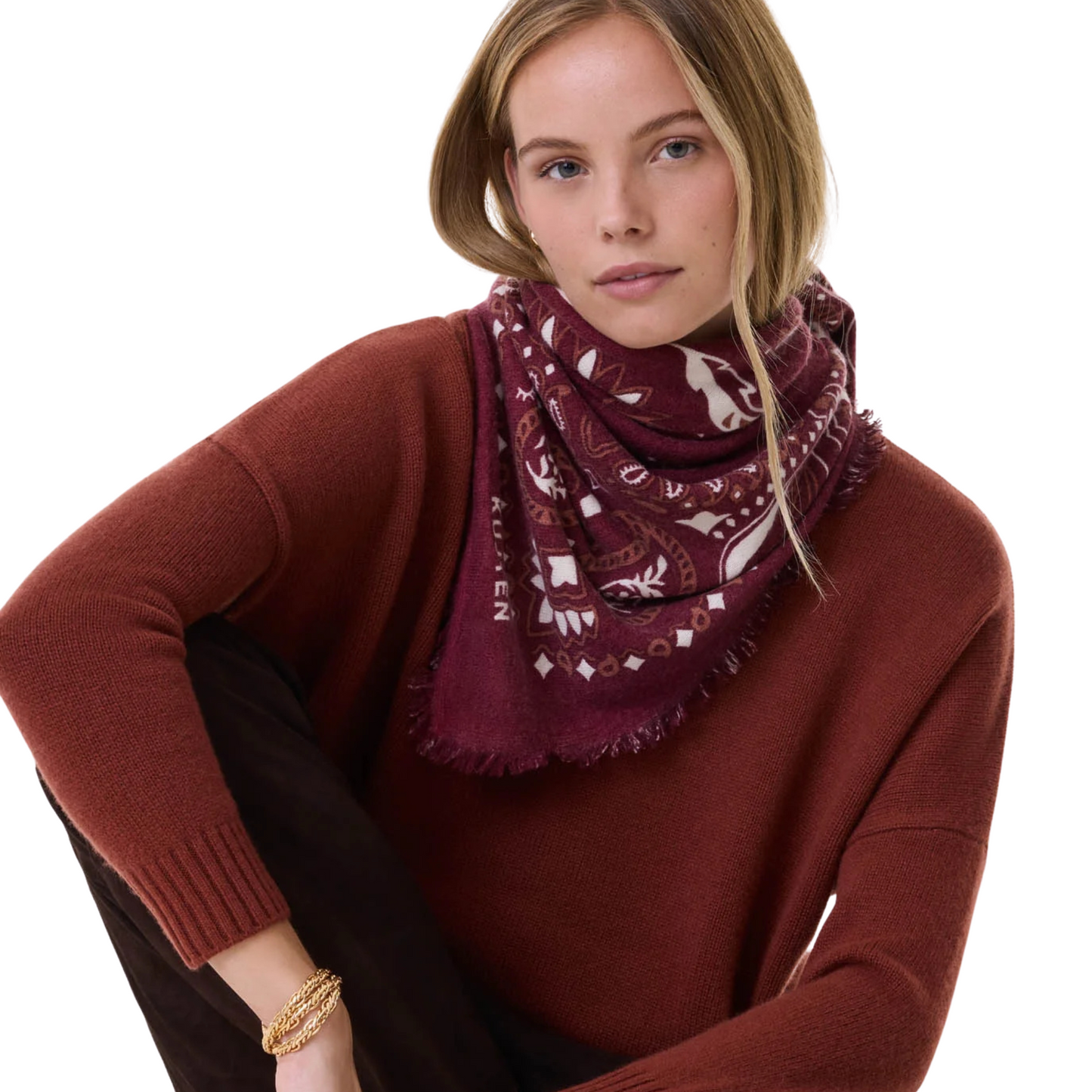 KUJTEN - Large Bandana Hachiko Feather Bico