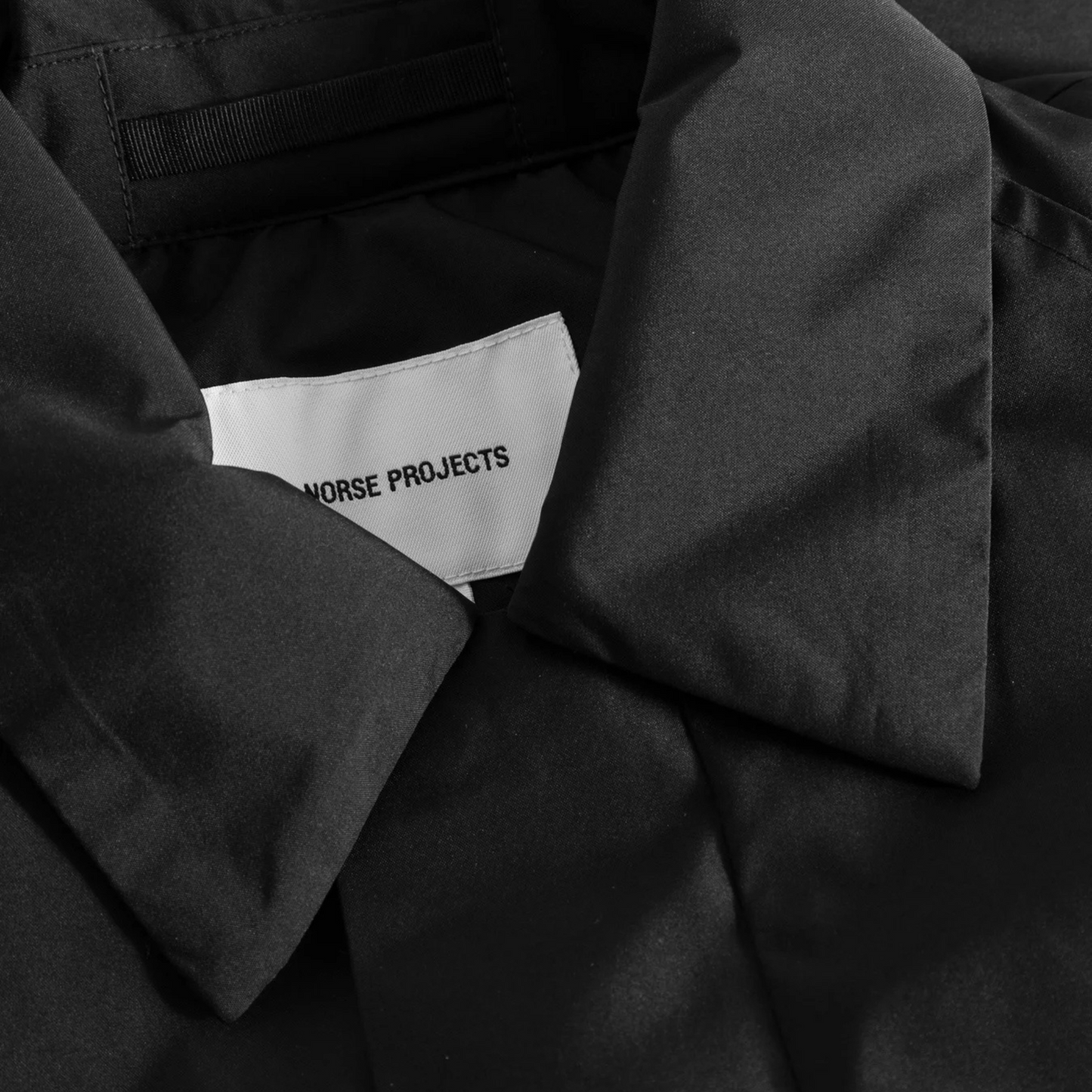 NORSE PROJECTS - Vargo Gore-Tex Windstopper Raglan Mac Coat