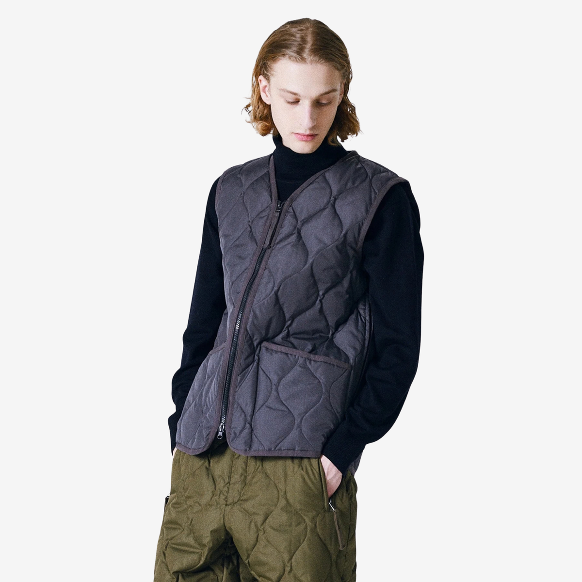TAION - Unisex Military Zip V Neck Down Vest (Hard Shell)