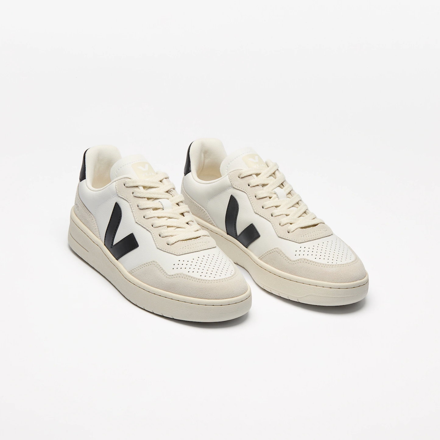 VEJA - V90 Leather